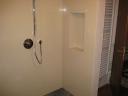 Dusche gefliest