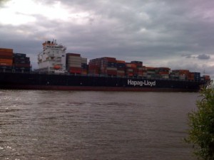 Containerschiff Hamburg Blankenese Elbblick